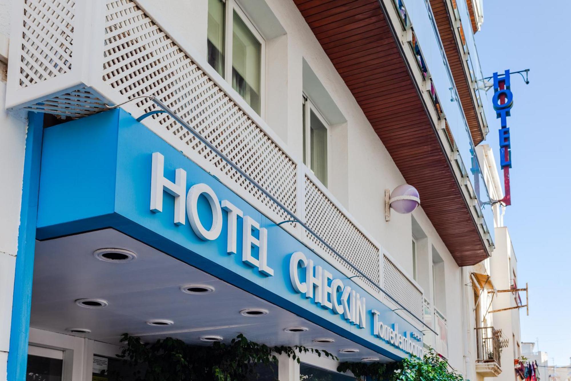 Checkin Torredembarra Hotell Exteriör bild
